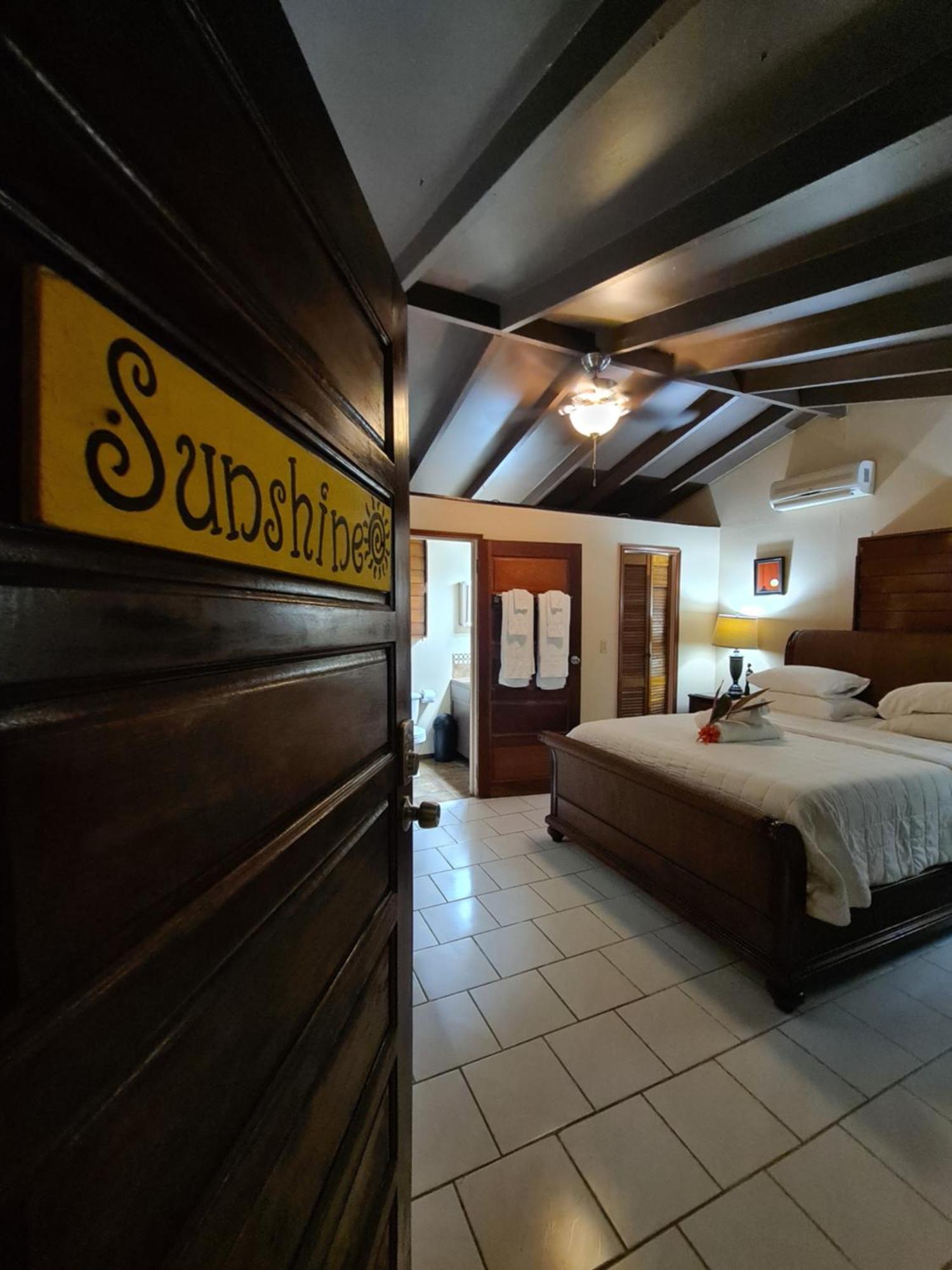 Yocamatsu Bed & Breakfast Caye Caulker Luaran gambar