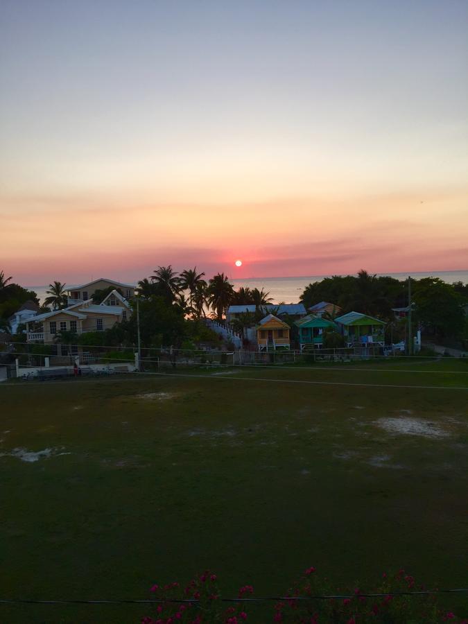 Yocamatsu Bed & Breakfast Caye Caulker Luaran gambar