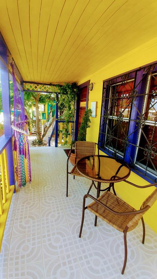 Yocamatsu Bed & Breakfast Caye Caulker Luaran gambar